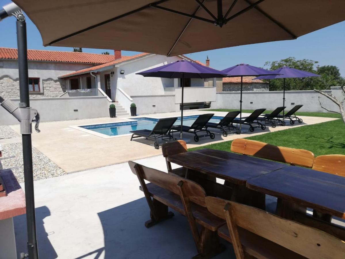 Holiday Home Victoria Porec Exterior photo